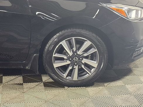 Used 2020 Nissan Versa SV FWD image 22