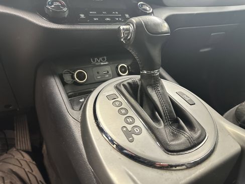 Used 2015 Kia Sportage EX image 19