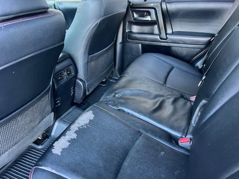 Used 2019 Toyota 4Runner TRD Off-Road Premium image 4