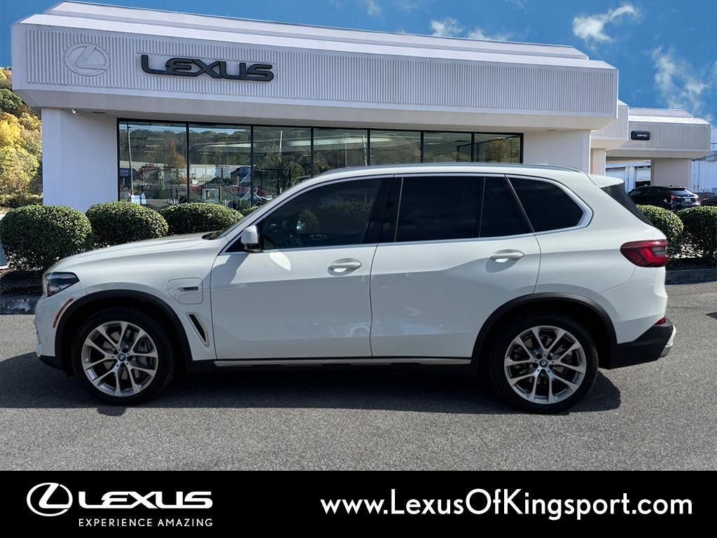 Used 2022 BMW X5 xDrive45e AWD/4WD image 2