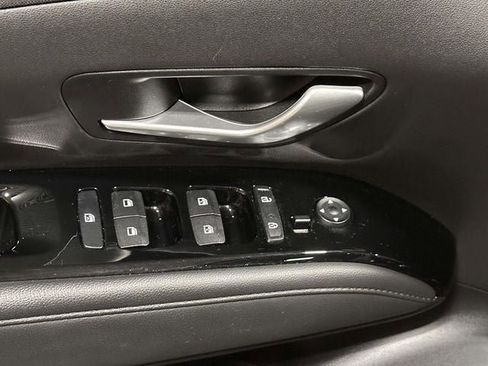 Used 2024 Hyundai Tucson Limited AWD/4WD image 15