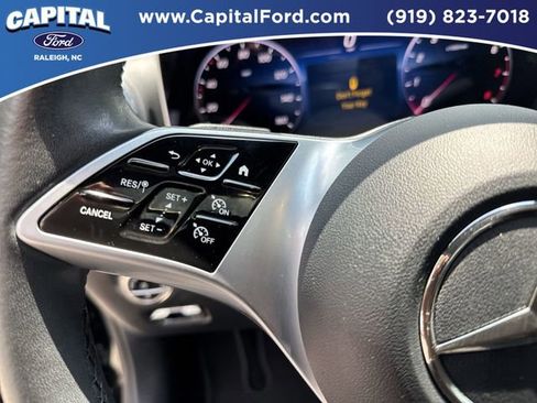 Used 2025 Mercedes-Benz C 300 4MATIC Sedan image 23