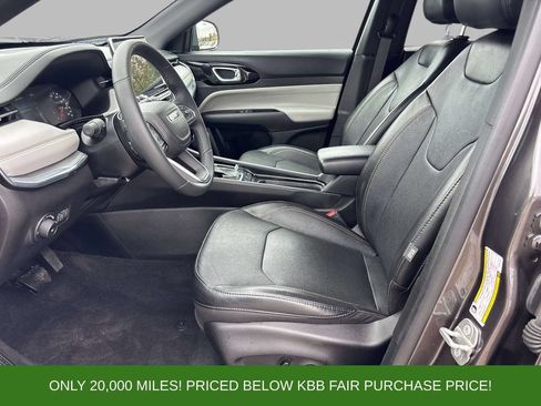 Used 2023 Jeep Compass Limited AWD/4WD image 9
