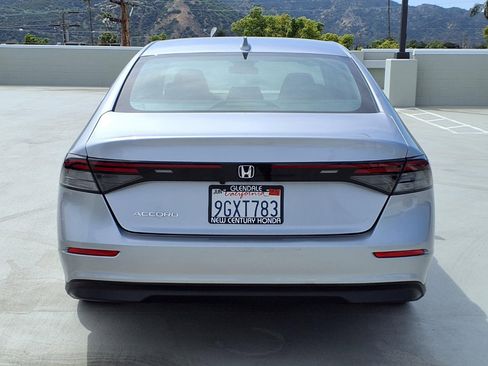 Used 2023 Honda Accord LX image 5
