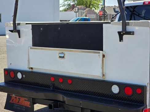 Used 2020 RAM 3500 Tradesman w/ Safety Group RWD image 14