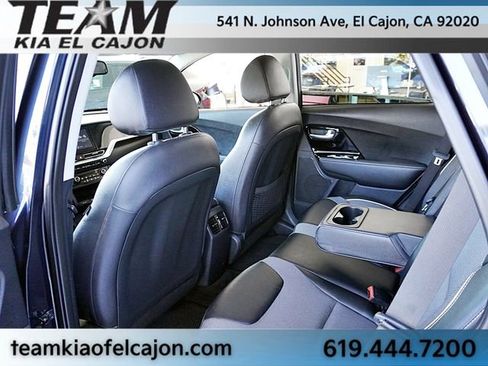 Certified 2022 Kia Niro EX FWD image 18