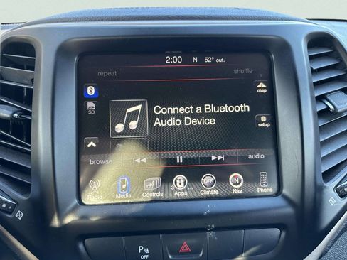 Used 2015 Jeep Cherokee Limited AWD/4WD image 35