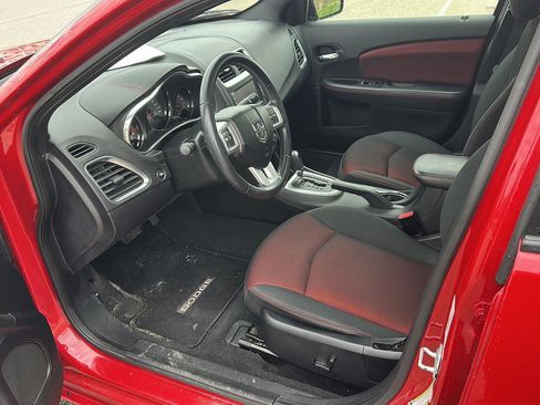 Used 2012 Dodge Avenger SXT Plus w/ Cold Weather Group FWD image 8