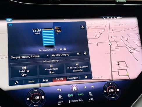 Used 2023 Mercedes-Benz EQS 580 4MATIC Sedan image 44