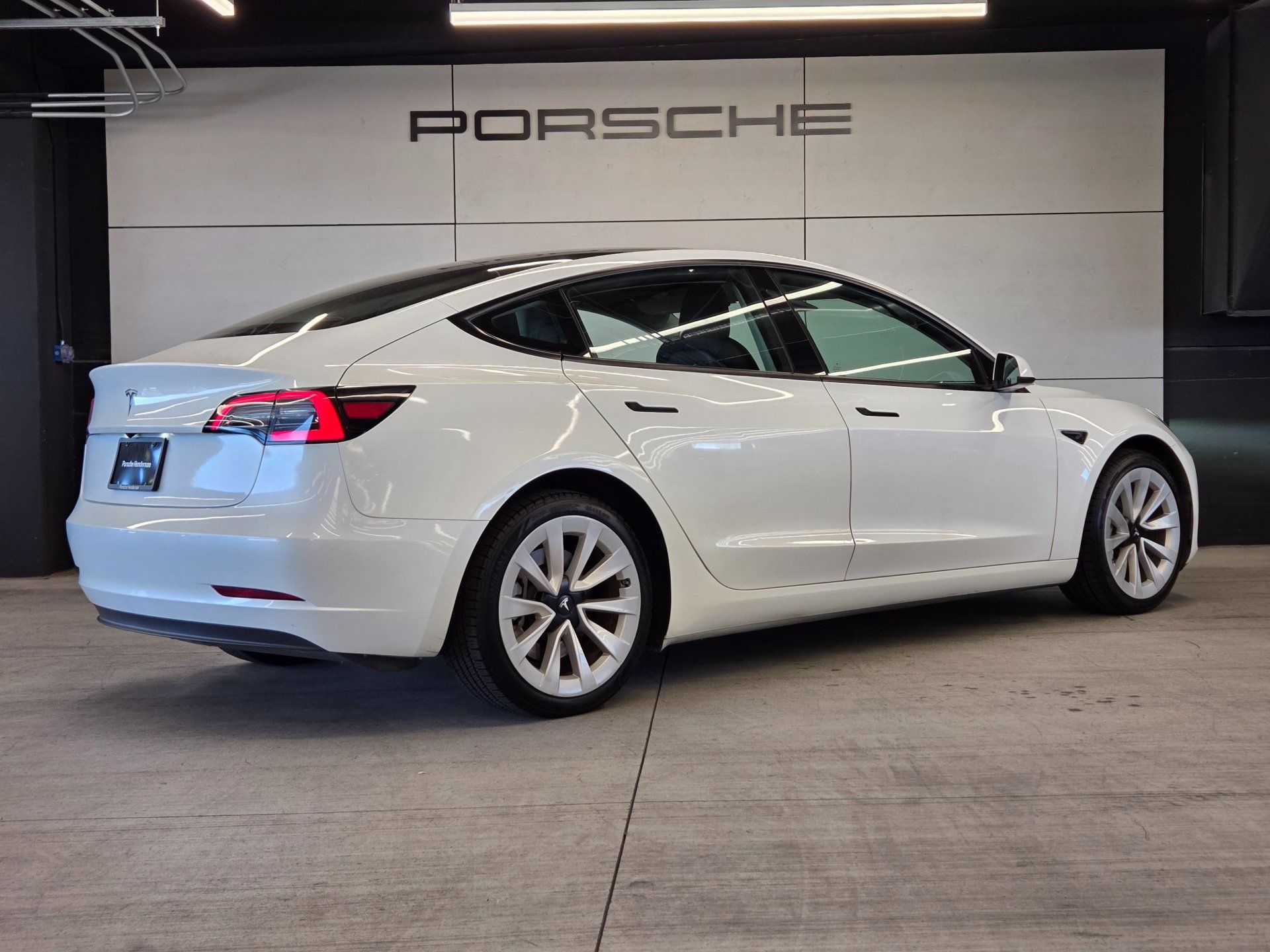 Used 2023 Tesla Model 3 Standard Range RWD image 6