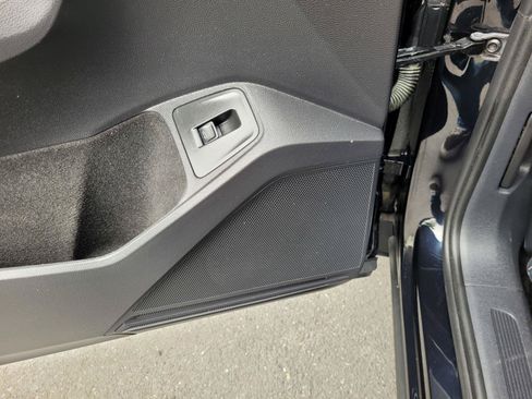Certified 2023 Volkswagen Tiguan SE FWD image 22