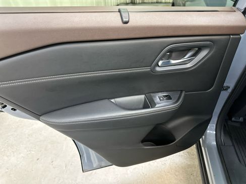 Certified 2022 Nissan Rogue SL w/ SL Premium Package image 29