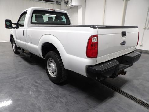 Used 2016 Ford F250 XL w/ Power Equipment Group RWD image 9
