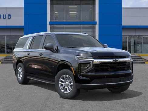 New 2026 Chevrolet Suburban LS w/ LPO, Dark Essentials Package AWD/4WD image 31
