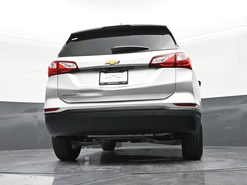 Used 2019 Chevrolet Equinox LS FWD image 23
