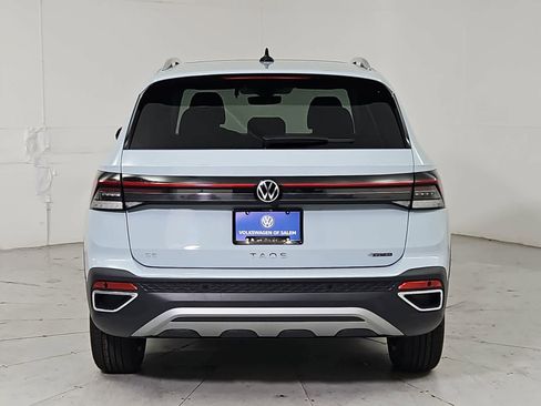 New 2026 Volkswagen Taos SE AWD/4WD image 5