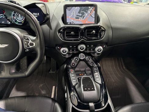 Used 2019 Aston Martin V8 Vantage Sport Plus/Comfort Collection image 63