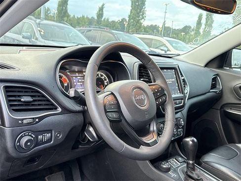 Used 2022 Jeep Cherokee Trailhawk w/ Sound & Nav Group image 7