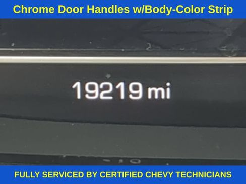 Used 2024 GMC Yukon XL Denali Ultimate AWD/4WD image 30