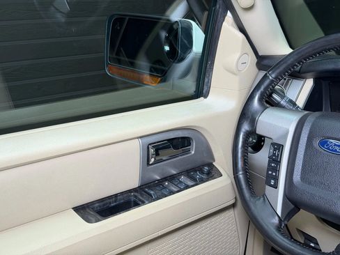 Used 2015 Ford Expedition EL Limited w/ Equipment Group 301A image 31