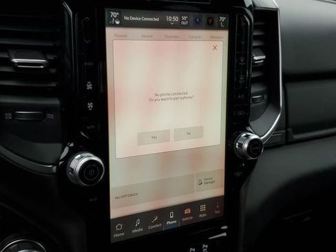 New 2026 RAM 1500 4x4 Crew Cab image 10