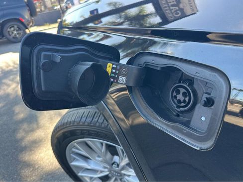 Used 2022 Jeep Grand Cherokee Summit w/ Advanced Protech Group IV image 46