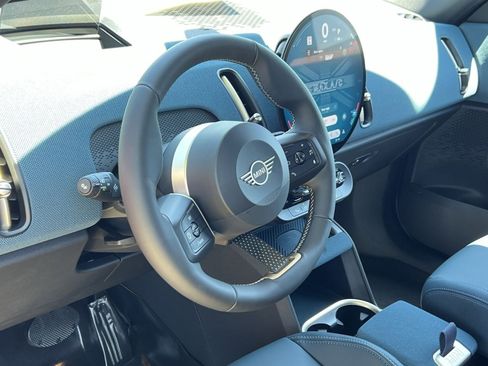 Certified 2025 MINI Cooper Countryman S image 13