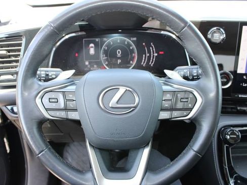 Used 2024 Lexus NX 250 FWD image 15
