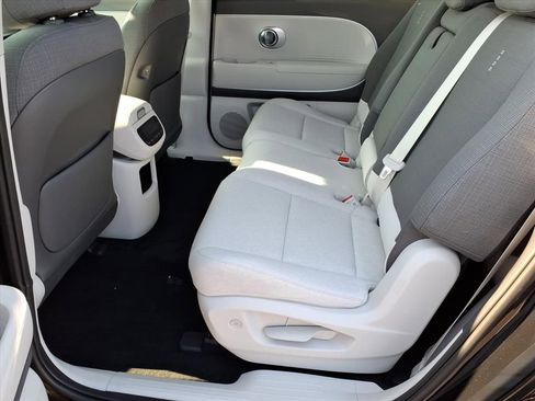 New 2026 Hyundai Ioniq 9 SE image 13