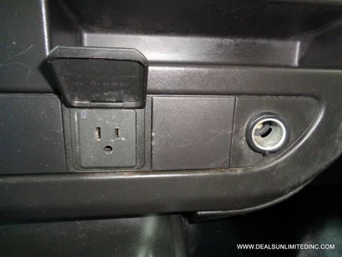 Used 2020 GMC Savana 2500 w/ Driver Convenience Package RWD image 12