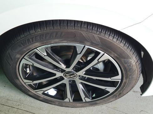 Used 2024 Volkswagen Jetta Sport FWD image 5