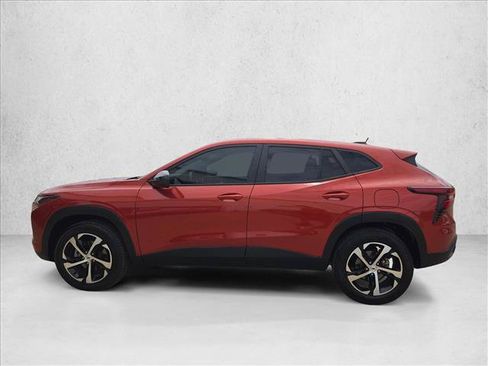 Used 2024 Chevrolet Trax RS w/ Driver Confidence Package FWD image 10