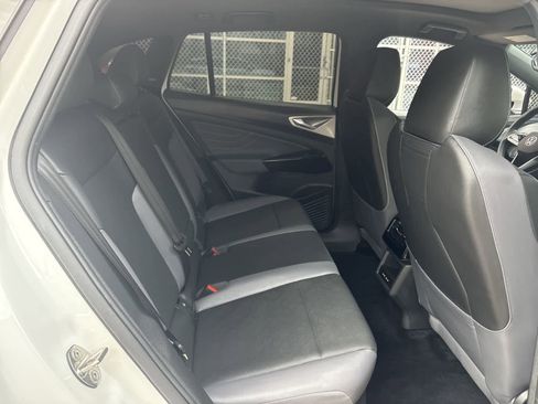 Used 2024 Volkswagen ID.4 S image 24