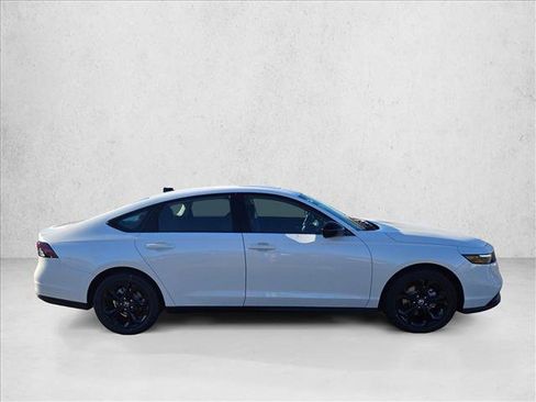 New 2025 Honda Accord SE image 4