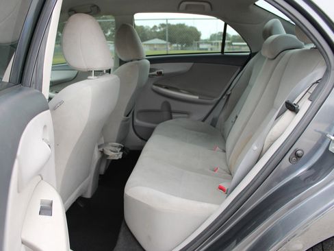 Used 2012 Toyota Corolla LE image 6