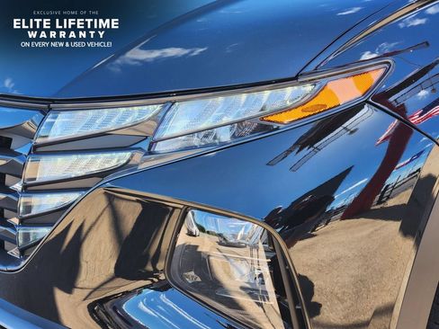 Used 2023 Hyundai Tucson Blue w/ Cargo Package AWD/4WD image 6