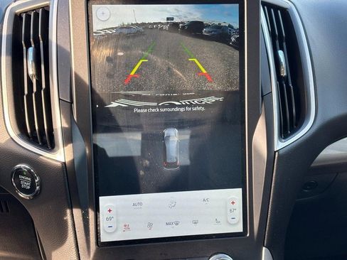 Used 2024 Ford Edge SEL w/ Convenience Package image 23