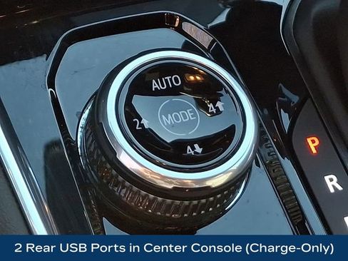 Used 2024 GMC Canyon AT4 w/ AT4 Premium Package image 28