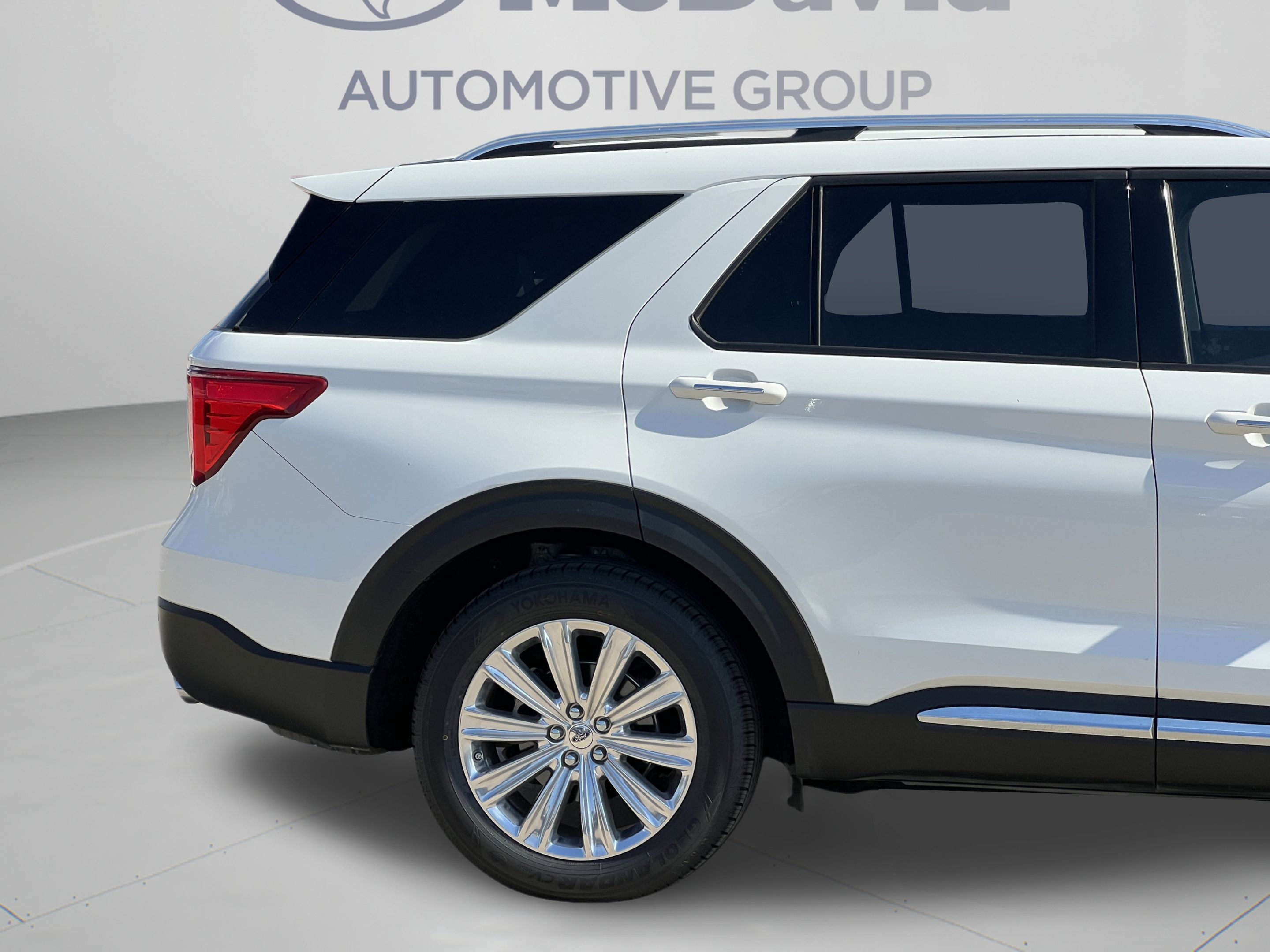 Used 2020 Ford Explorer Limited w/ Class III Trailer Tow Package RWD image 35