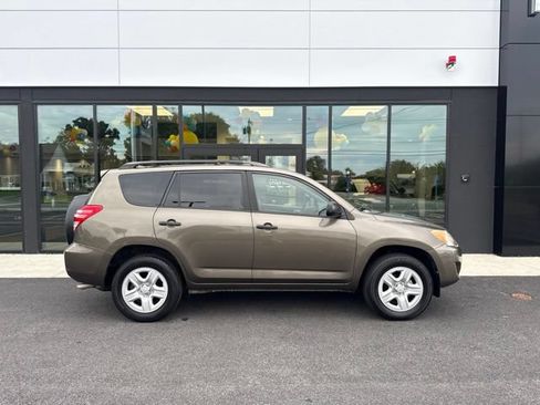 Used 2011 Toyota RAV4 2WD w/ Base L4 Extra Value Pkg image 2