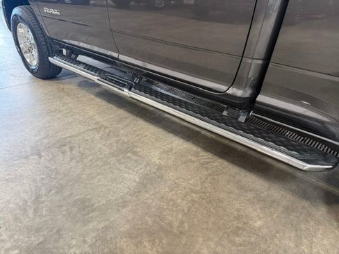 Used 2025 RAM 2500 Big Horn AWD/4WD image 32