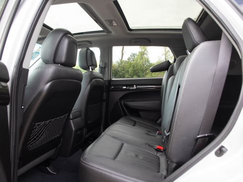 Used 2013 Kia Sorento SX w/ SX Premium Pkg FWD image 15