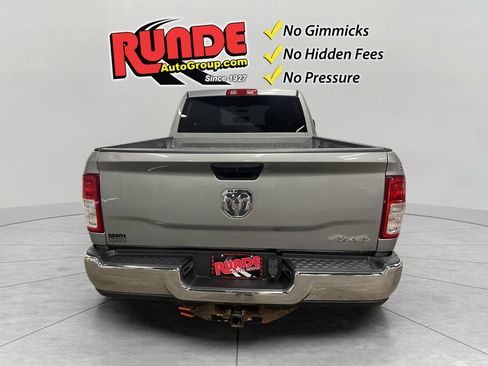 Used 2021 RAM 2500 Tradesman w/ Chrome Appearance Group AWD/4WD image 4