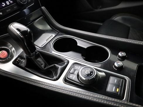 Used 2016 Nissan Maxima Platinum image 21