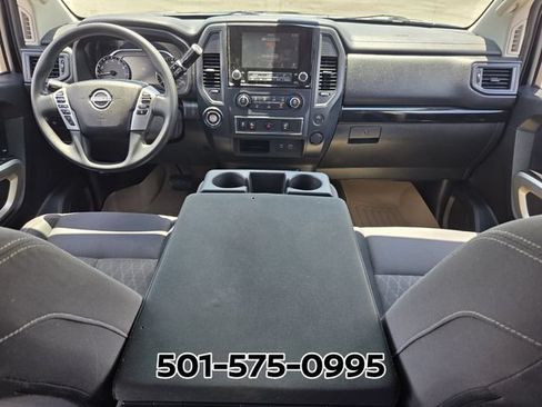 Used 2023 Nissan Titan SV RWD image 12