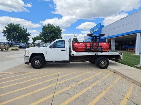 Used 2011 Chevrolet Silverado 3500 W/T w/ Snow Plow Prep Package AWD/4WD image 3