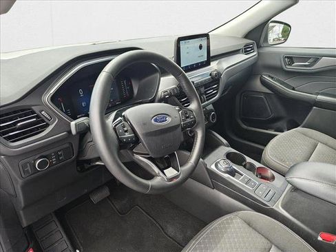 Used 2024 Ford Escape Active image 9