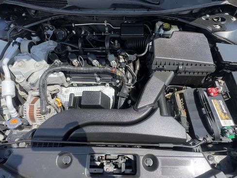 Used 2015 Nissan Altima 2.5 FWD image 10