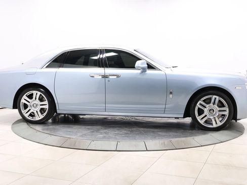 Used 2017 Rolls-Royce Ghost RWD image 85