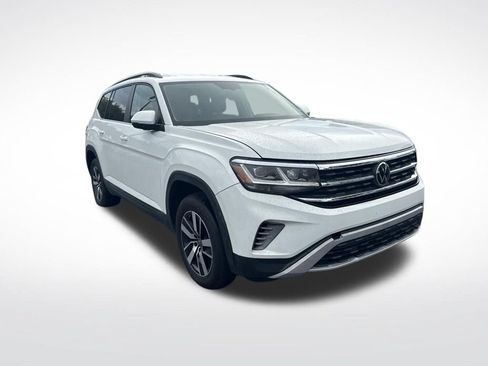 Used 2023 Volkswagen Atlas SE FWD image 2